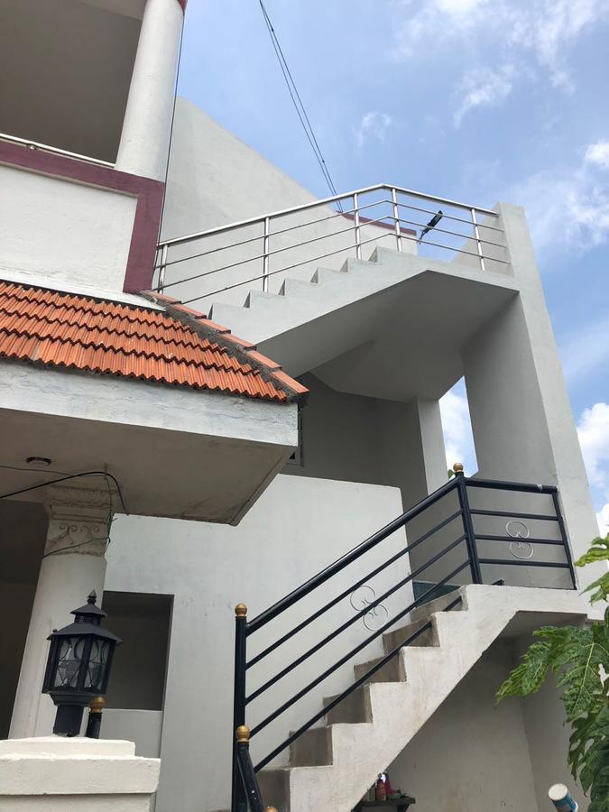 Villa Castle 50